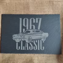 Voiture vintage sur ardoise